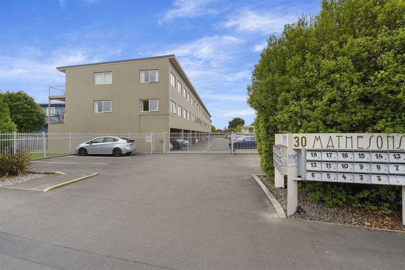 12/30 Mathesons Road, Phillipstown, Christchurch - Carousel 1