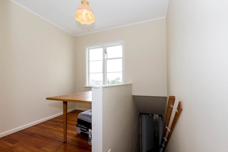 271 Hillsborough Road, Hillsborough, Auckland - Carousel 14