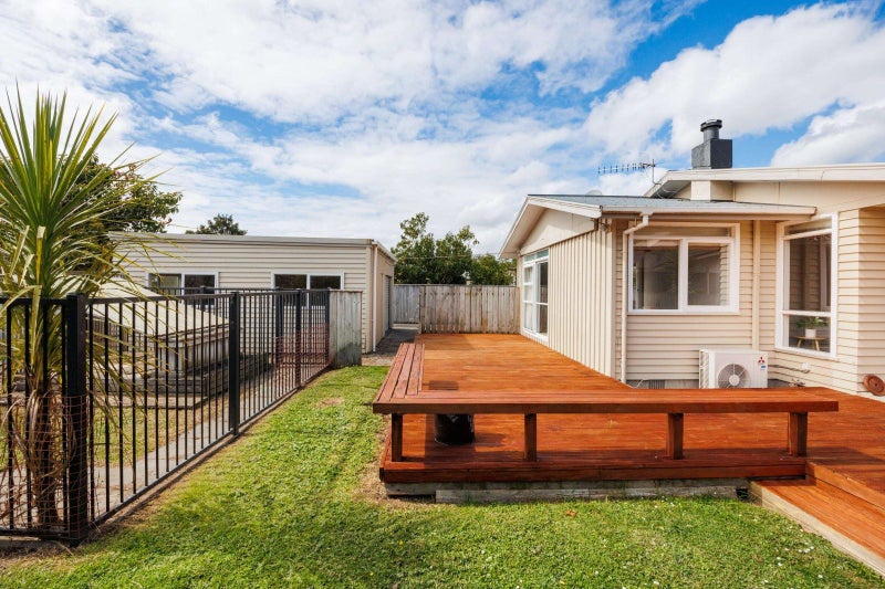 5 Heatley Avenue, Hokowhitu, Palmerston North - Carousel 24