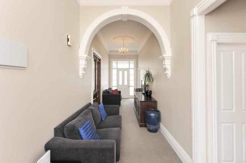 23 PORTLAND CRESCENT, THORNDON, WELLINGTON - Carousel 1