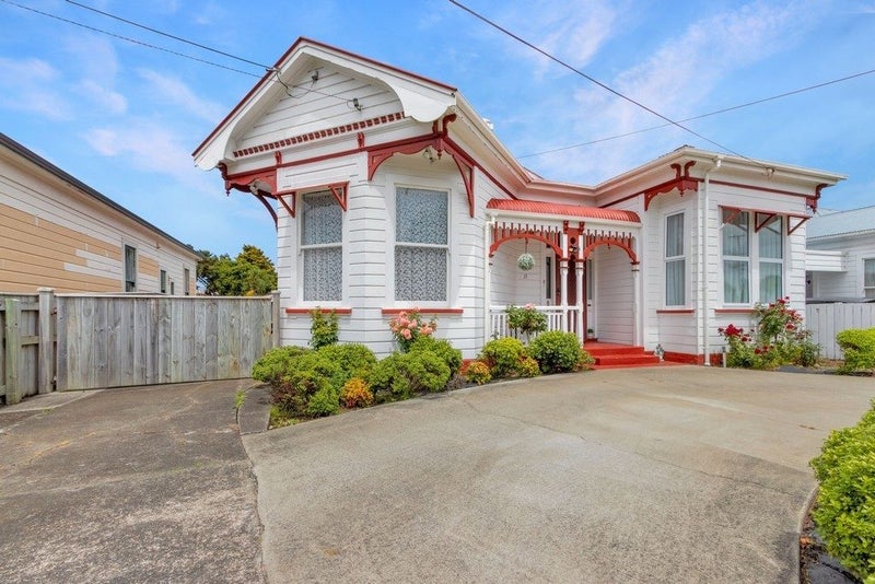 13 Koromiko Road, Gonville, Whanganui - Carousel 1