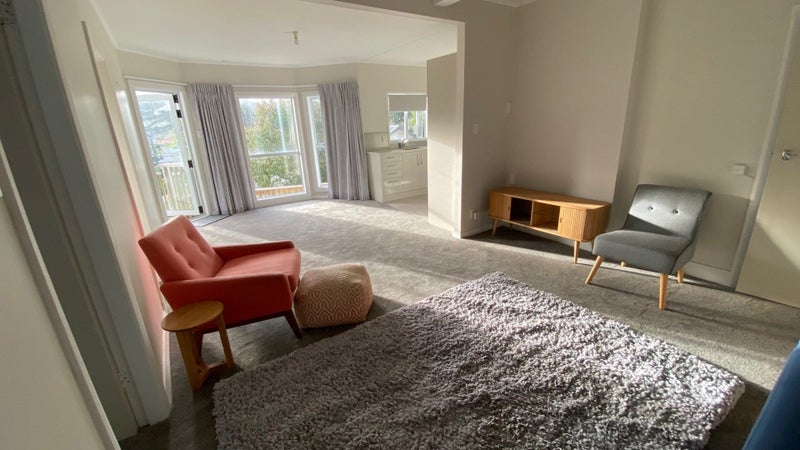 14 West Road, Northland, Wellington - Carousel 2