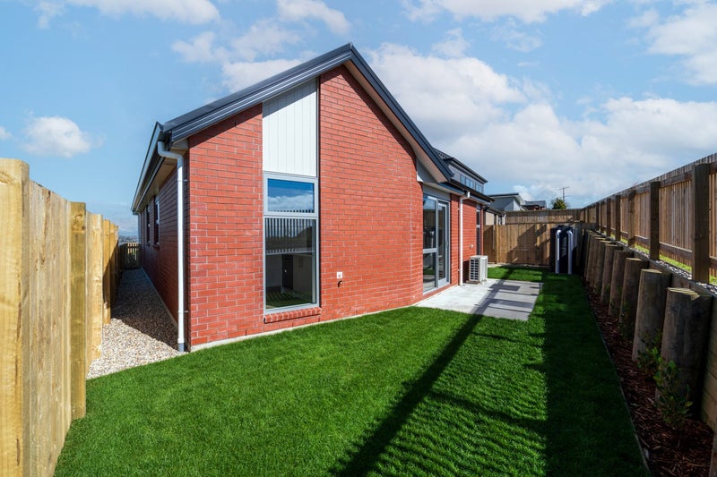 58 Scenic Rise, Rototuna North, Hamilton - Carousel 2