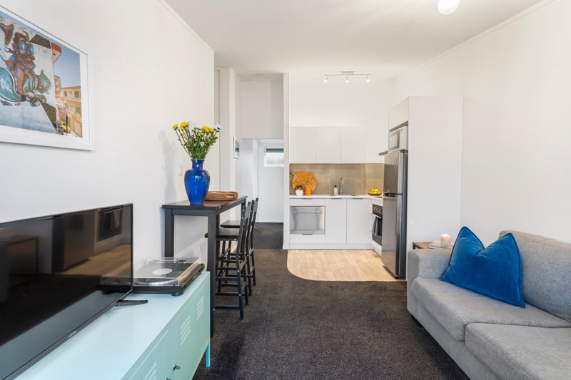 7/9 Don Croot Street, Western Springs, Auckland - Carousel 1