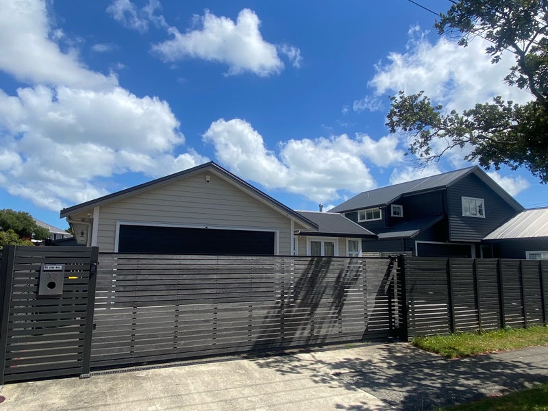 32 Wilford Street, Woburn, Lower Hutt - Carousel 1