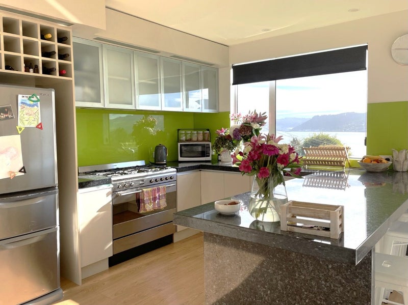 29 Marion Street, Macandrew Bay, Dunedin - Carousel 2