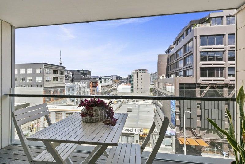 5C/245 Wakefield Street, Te Aro, Wellington - Carousel 2