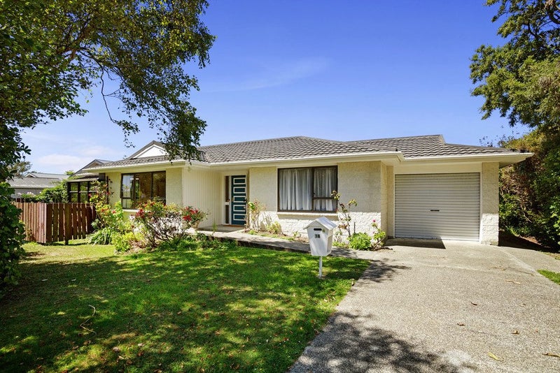 18 Rossiter Street, Tawa, Wellington - Carousel 1
