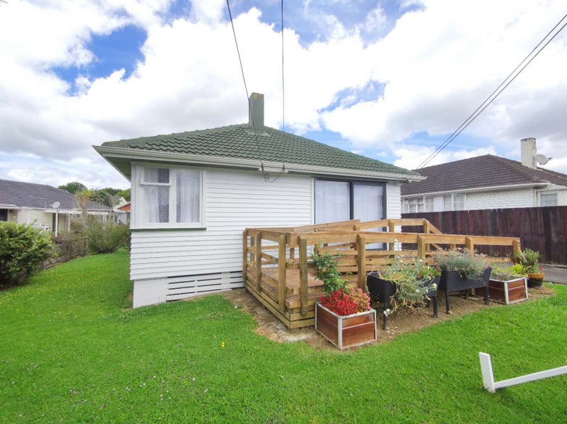 7 Kuranui Place, Otahuhu, Auckland - Carousel 2