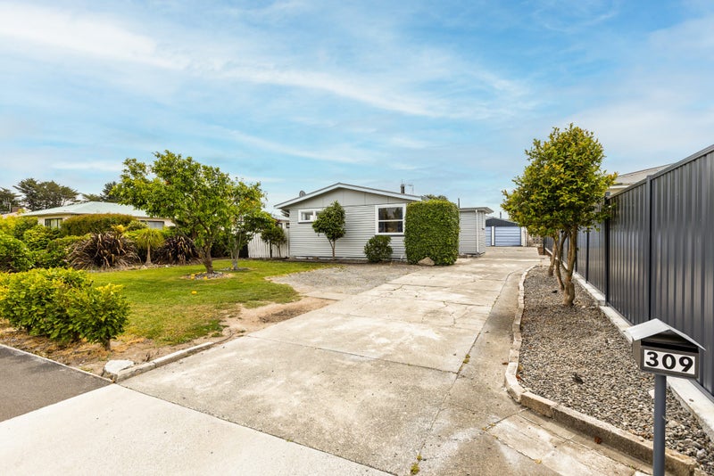 309 Kennedy Road, Onekawa, Napier - Carousel 1