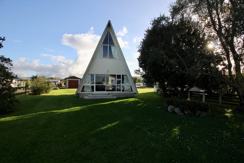152 Captain Cook Road, Cooks Beach, Whitianga - Carousel 2