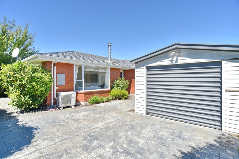 2/20 Winters Road, Redwood, Christchurch - Carousel 15