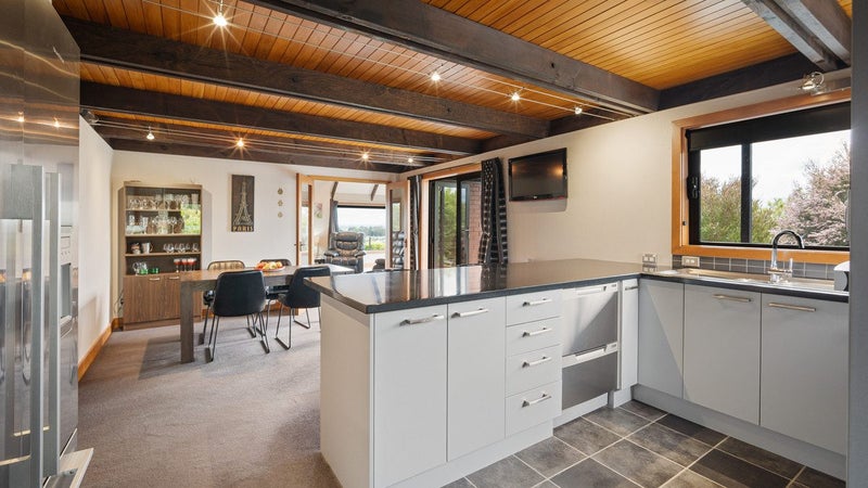 23 Bengal Drive, Cashmere, Christchurch - Carousel 1