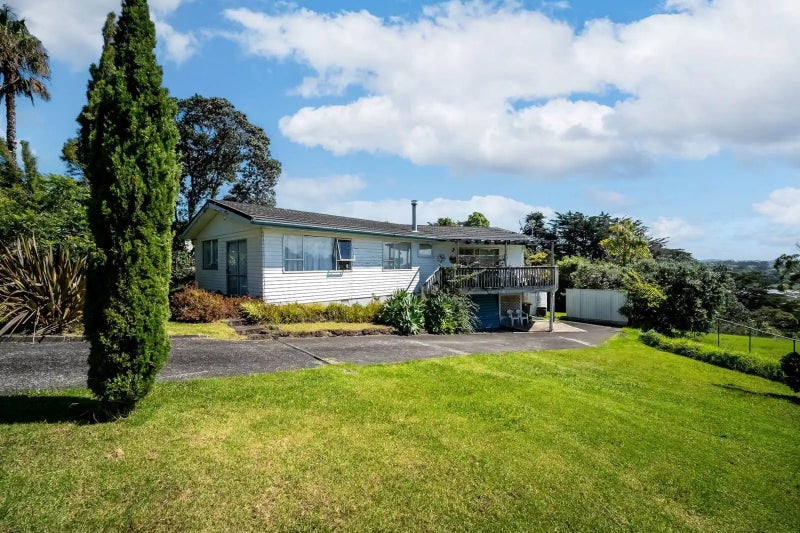 353 Whangaparaoa Road, Stanmore Bay, Whangaparaoa - Carousel 2