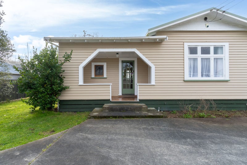 40 Trafalgar Street, Levin, Levin - Carousel 2