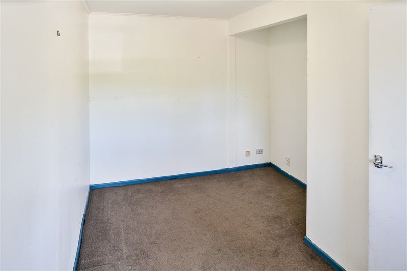 16B Thurleigh Grove, Karori, Wellington - Carousel 18