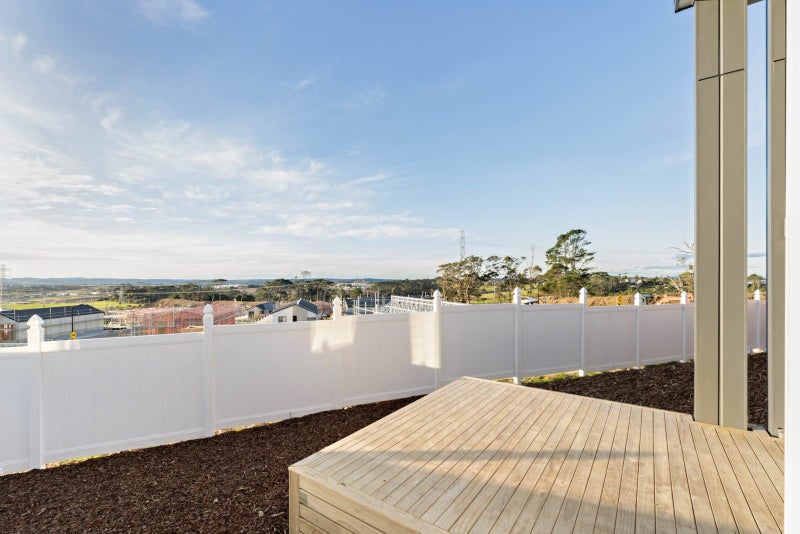 10 Mata Road, Massey, Auckland - Carousel 2