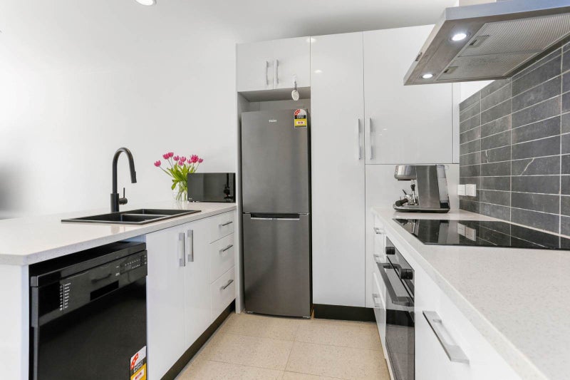 4/70A Barrack Road, Mount Wellington, Auckland - Carousel 2