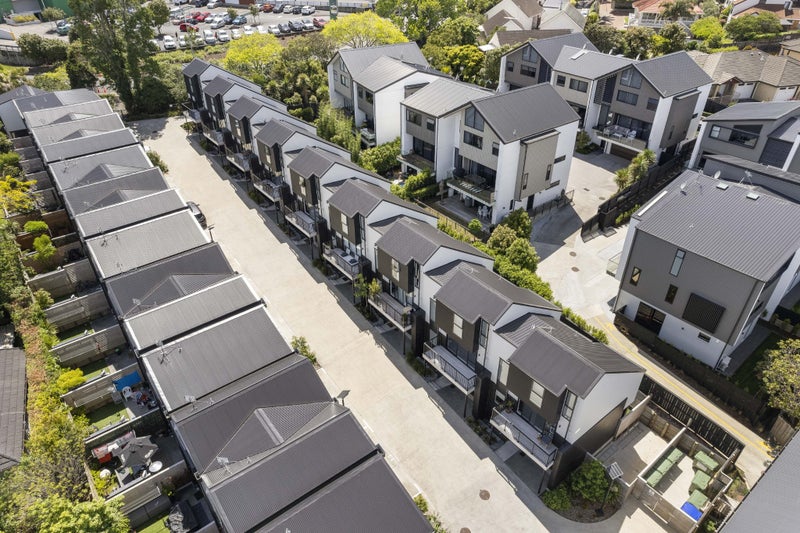 22 Panoni Lane, Howick, Auckland - Carousel 17