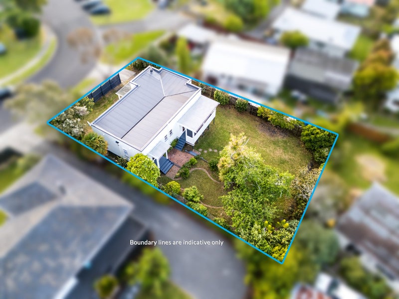 17 Posa Avenue, Henderson, Auckland - Carousel 1