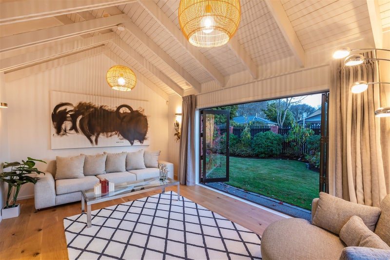 1/104 Trafalgar Street, St Albans, Christchurch - Carousel 1