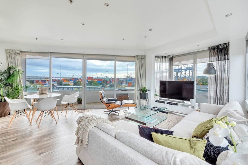 406/88 The Strand, Auckland Central - Carousel 1