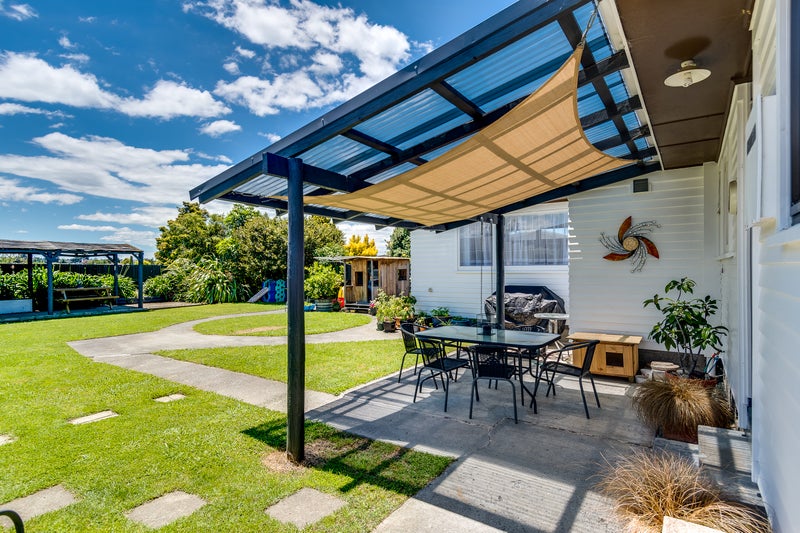 15 Clark Avenue, Pirimai, Napier - Carousel 2