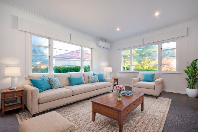 16 Kanuka Drive, Hokowhitu, Palmerston North - Carousel 2