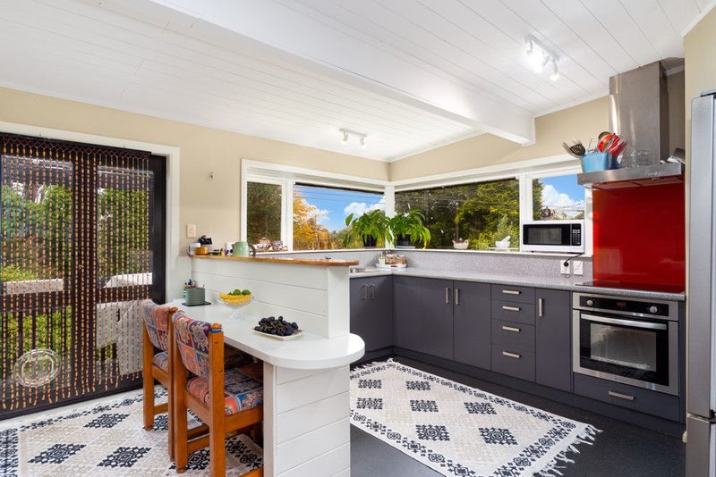 2 Hugh Avenue, Hamurana - Carousel 2