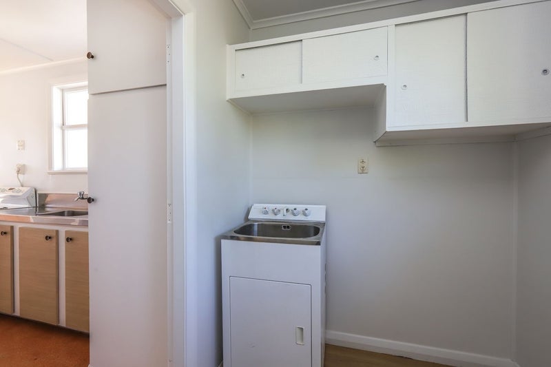 1203 Beatty Place, Mayfair, Hastings - Carousel 16