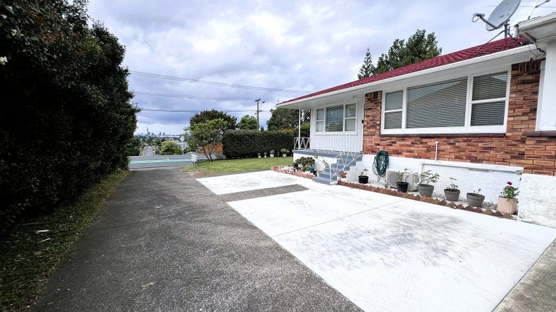 1/183 Mount Albert Road, Sandringham, Auckland - Carousel 1