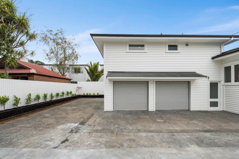 16 Tawera Road, Greenlane, Auckland - Carousel 26