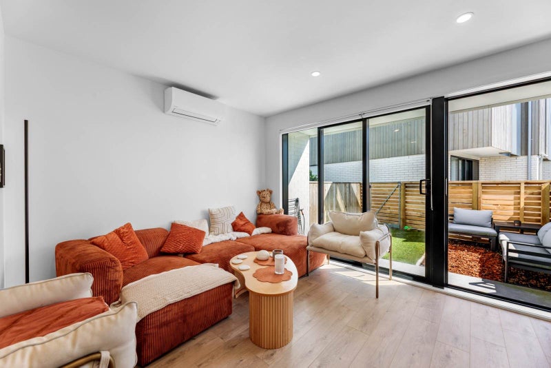 13/39 Pakuranga Road, Pakuranga, Auckland - Carousel 2