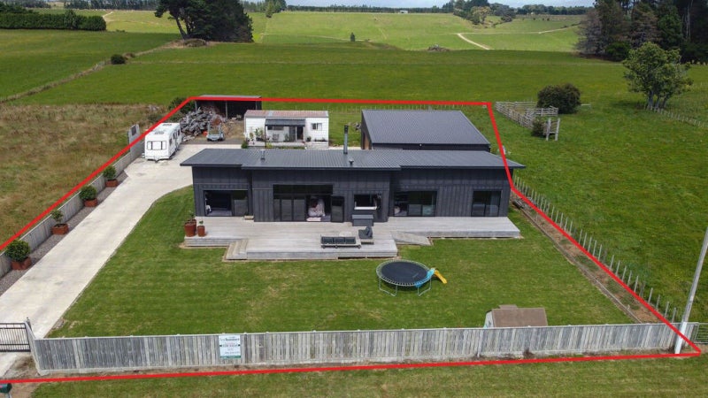 29 Ngamoko Road, Norsewood - Carousel 2