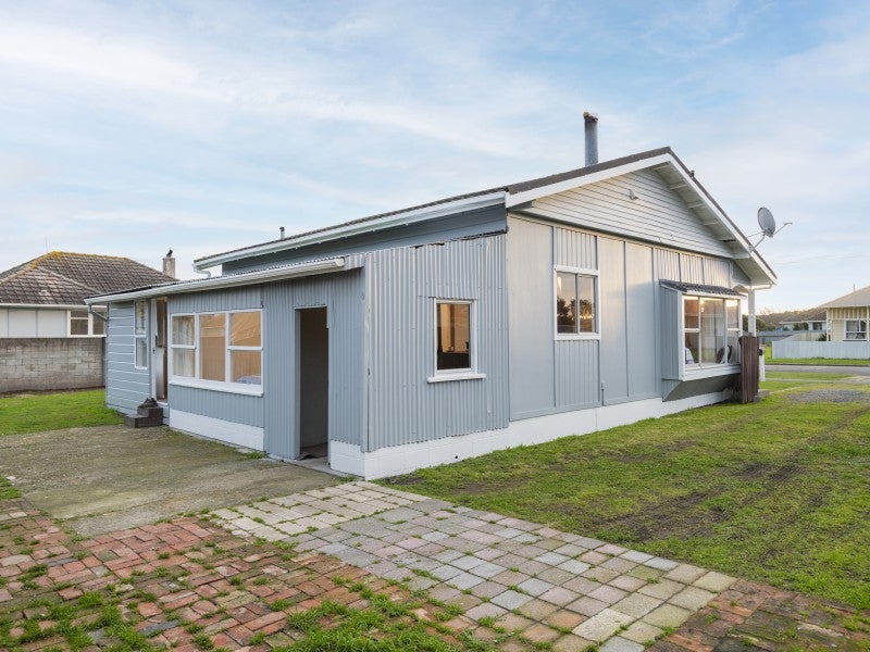22 Queens Road, Elgin, Gisborne - Carousel 20