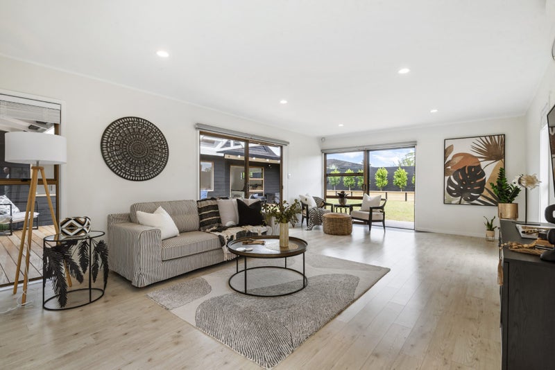 86 Becroft Drive, Forrest Hill, Auckland - Carousel 2