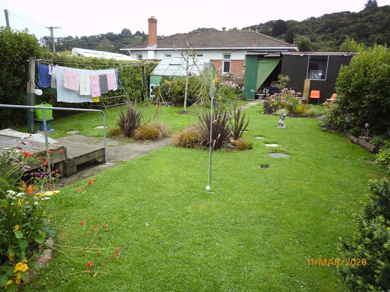 232 Kaikorai Valley Road, Bradford, Dunedin - Carousel 9