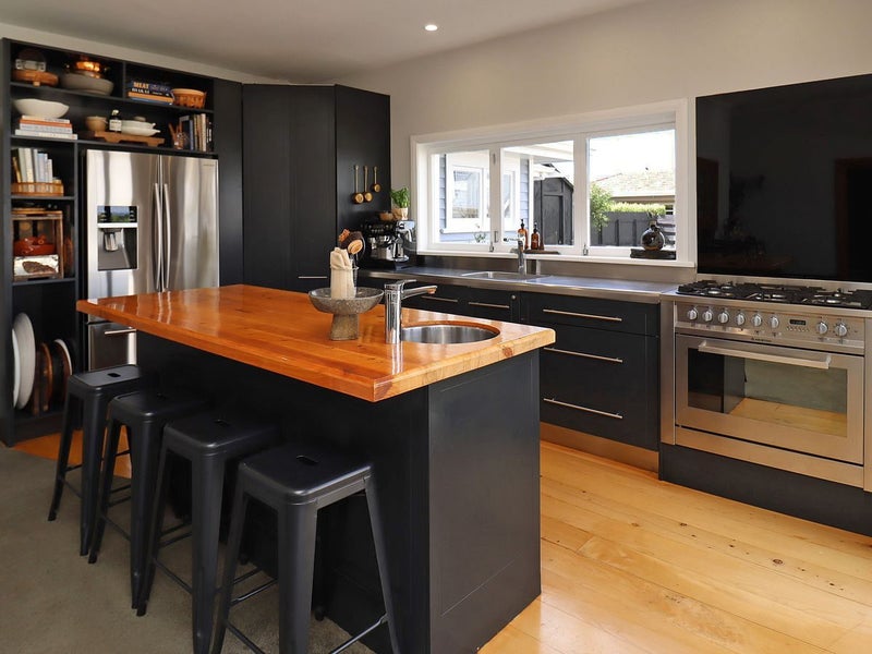 61 Wansbeck Street, South Hill, Oamaru - Carousel 2