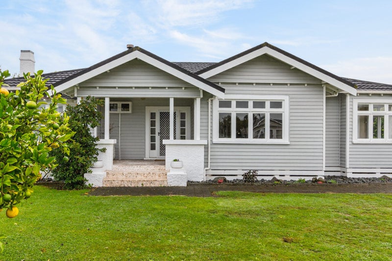 33 Albert Street, Te Hapara, Gisborne - Carousel 1