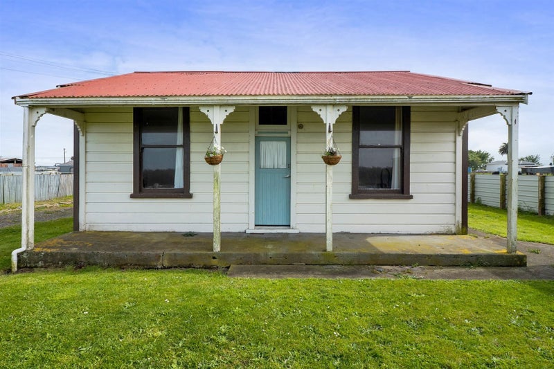 16 Manu Road, Hawera - Carousel 1