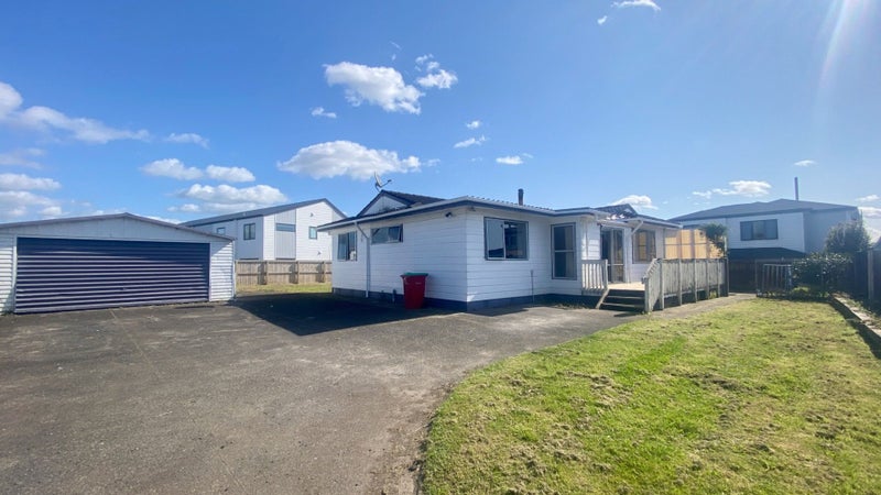 5 Adel Place, Weymouth, Auckland - Carousel 14