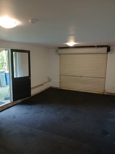 2/14 Spinella Drive, Bayview, Auckland - Carousel 15