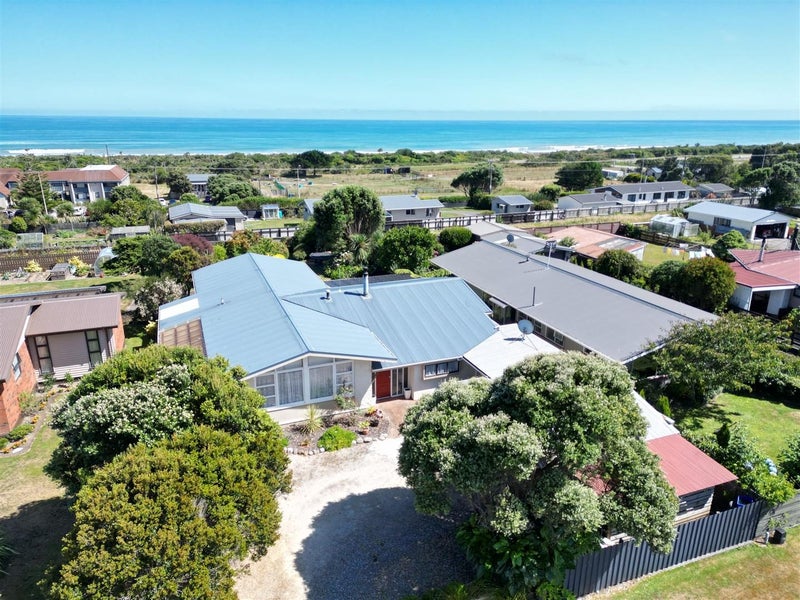 15 Keith Road, Paroa, Greymouth - Carousel 2