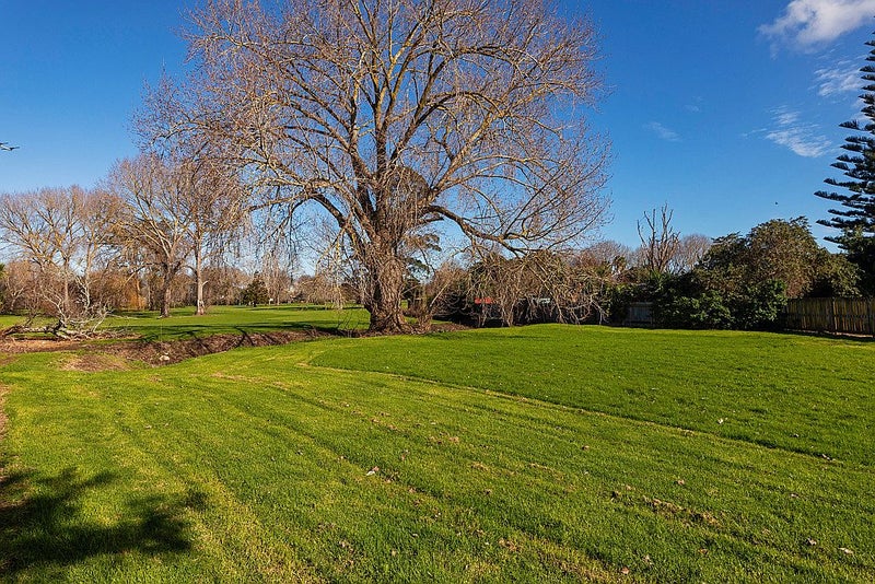 9 Woburn Street, Mangere East, Auckland - Carousel 19