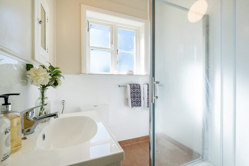 9F Kerr Street, Devonport, Auckland - Carousel 13