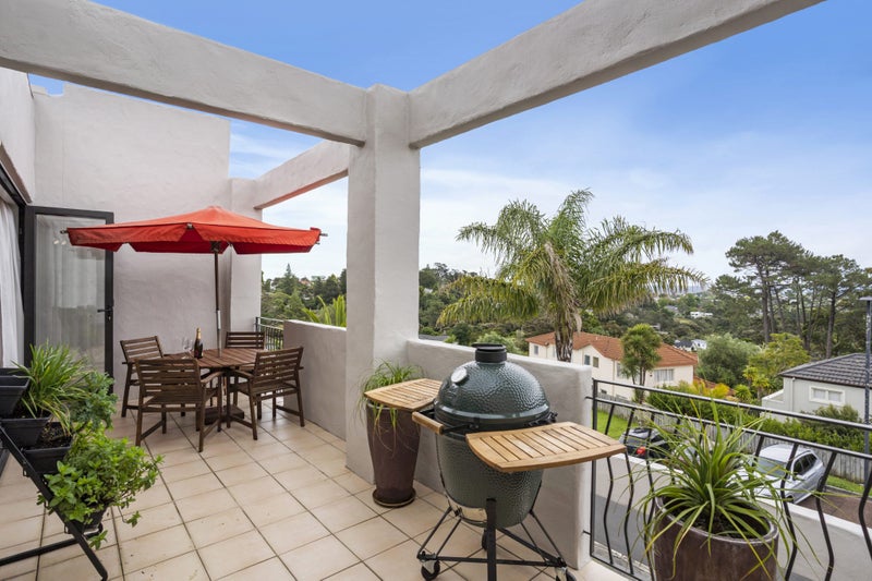 8/8 Monte Cassino Place, Birkdale, Auckland - Carousel 1
