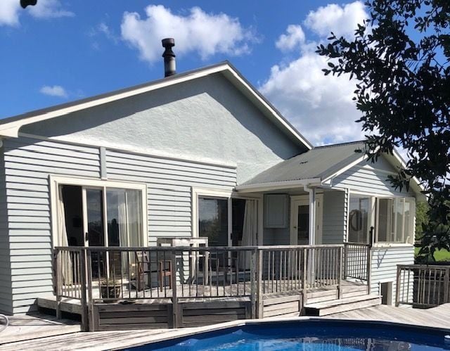 71 Shaw Road, Oratia, Auckland - Carousel 1