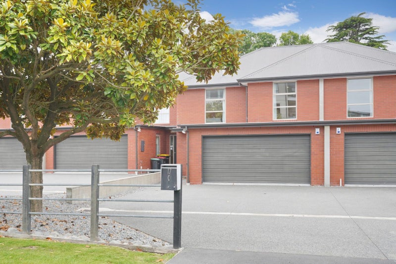 9 Athol Terrace, Upper Riccarton, Christchurch - Carousel 20