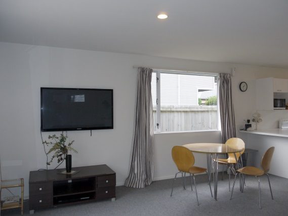 3/115 Canon Street, Edgeware, Christchurch - Carousel 1