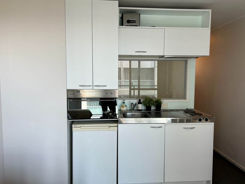 9J/34 Kingston Street, Auckland Central, Auckland - Carousel 2